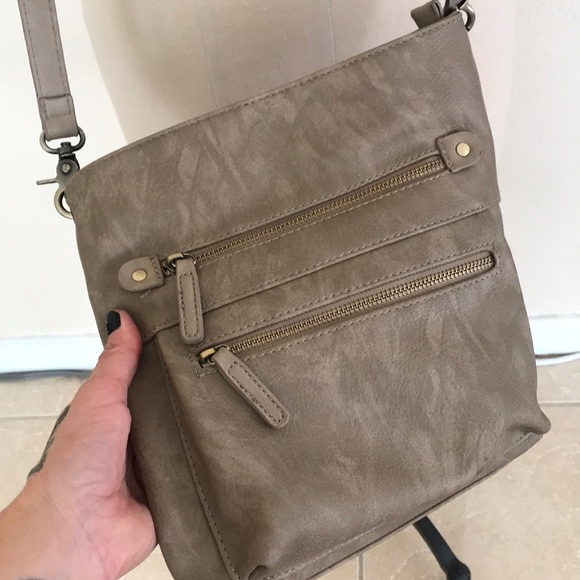 Vegan leather crossbody bag - Picture 5 of 5